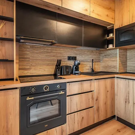 Apartman Deluxe Designer - Near To Alba Iulia Square *