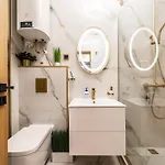 Deluxe Designer - Near To Alba Iulia Square Apartamento
